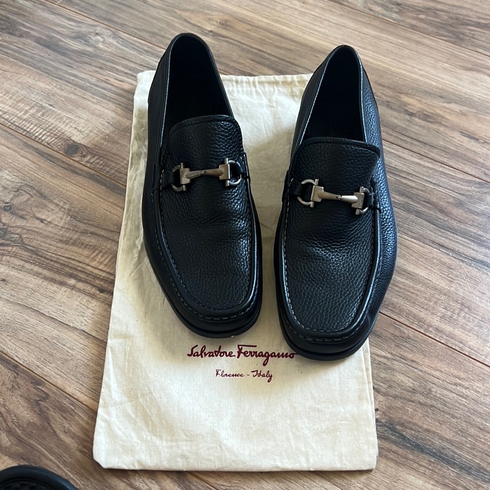 Salvatore Ferragamo authentic Shoes for men, Size 9.5